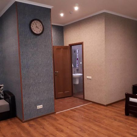 Hotel Yar Харков Екстериор снимка