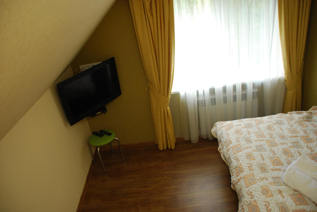 Hotel Yar Харков Стая снимка