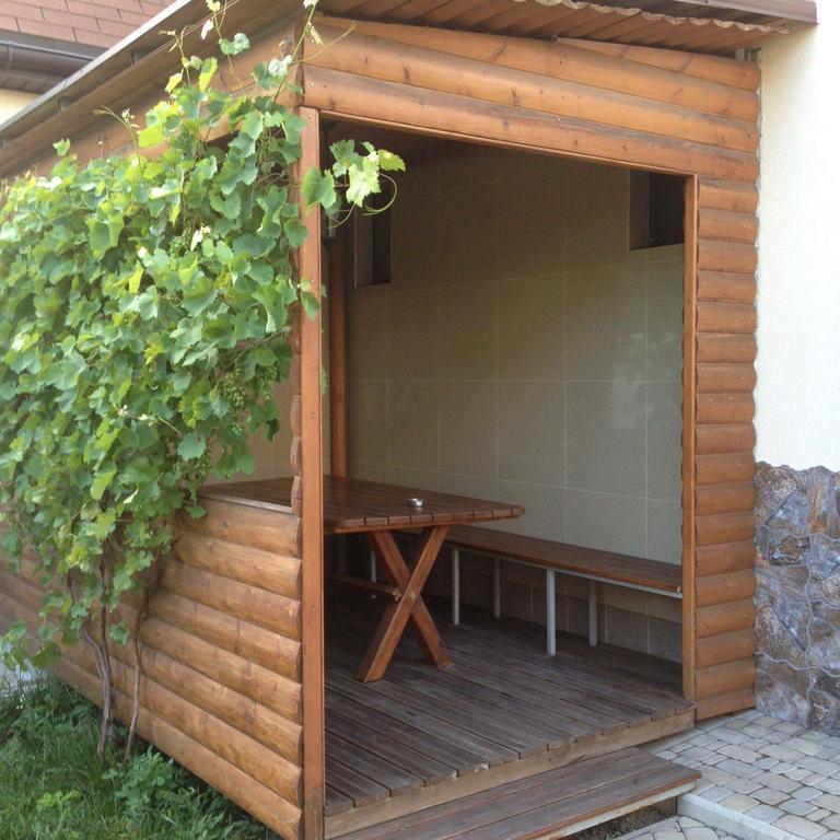 Hotel Yar Харков Екстериор снимка