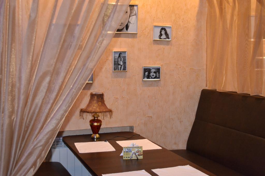 Hotel Yar Харков Екстериор снимка
