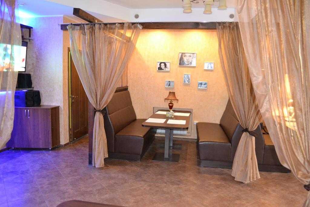 Hotel Yar Харков Екстериор снимка
