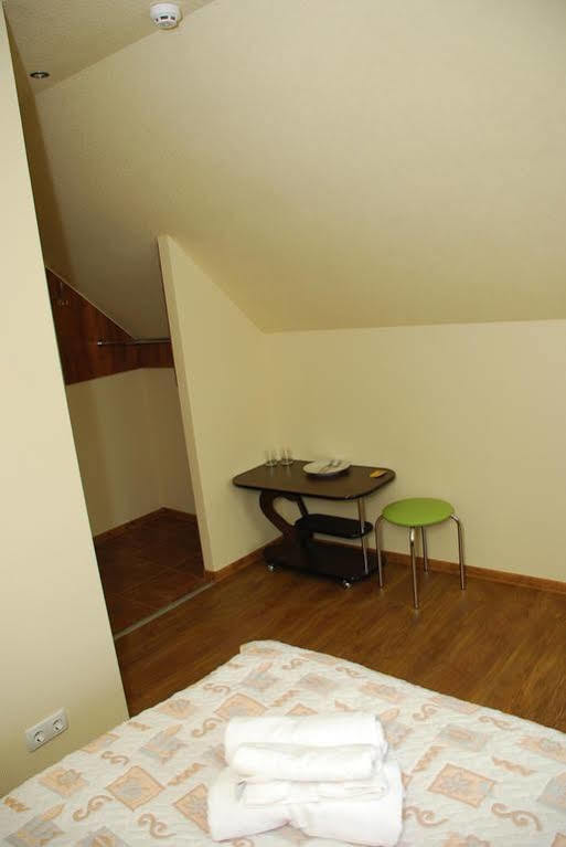 Hotel Yar Харков Екстериор снимка