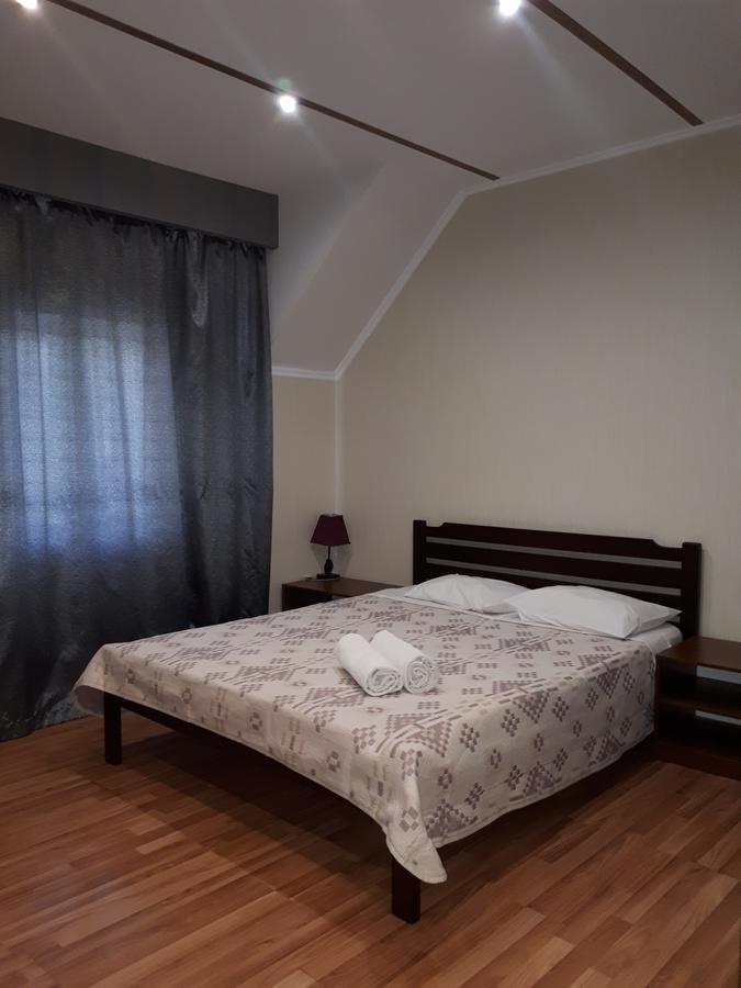 Hotel Yar Харков Екстериор снимка