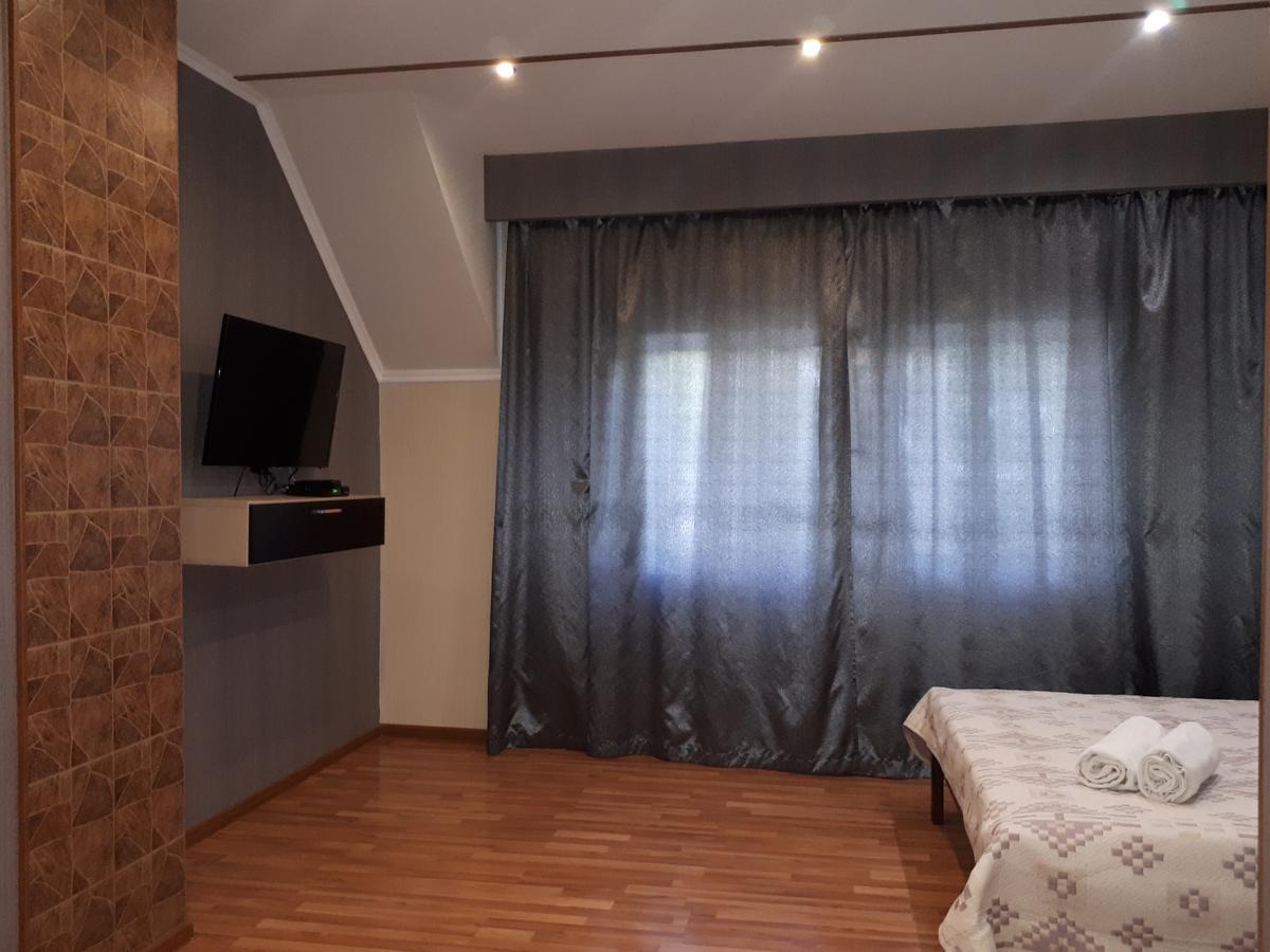 Hotel Yar Харков Екстериор снимка