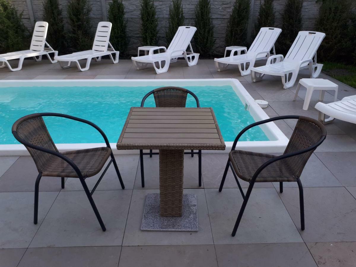 Hotel Yar Харков Екстериор снимка